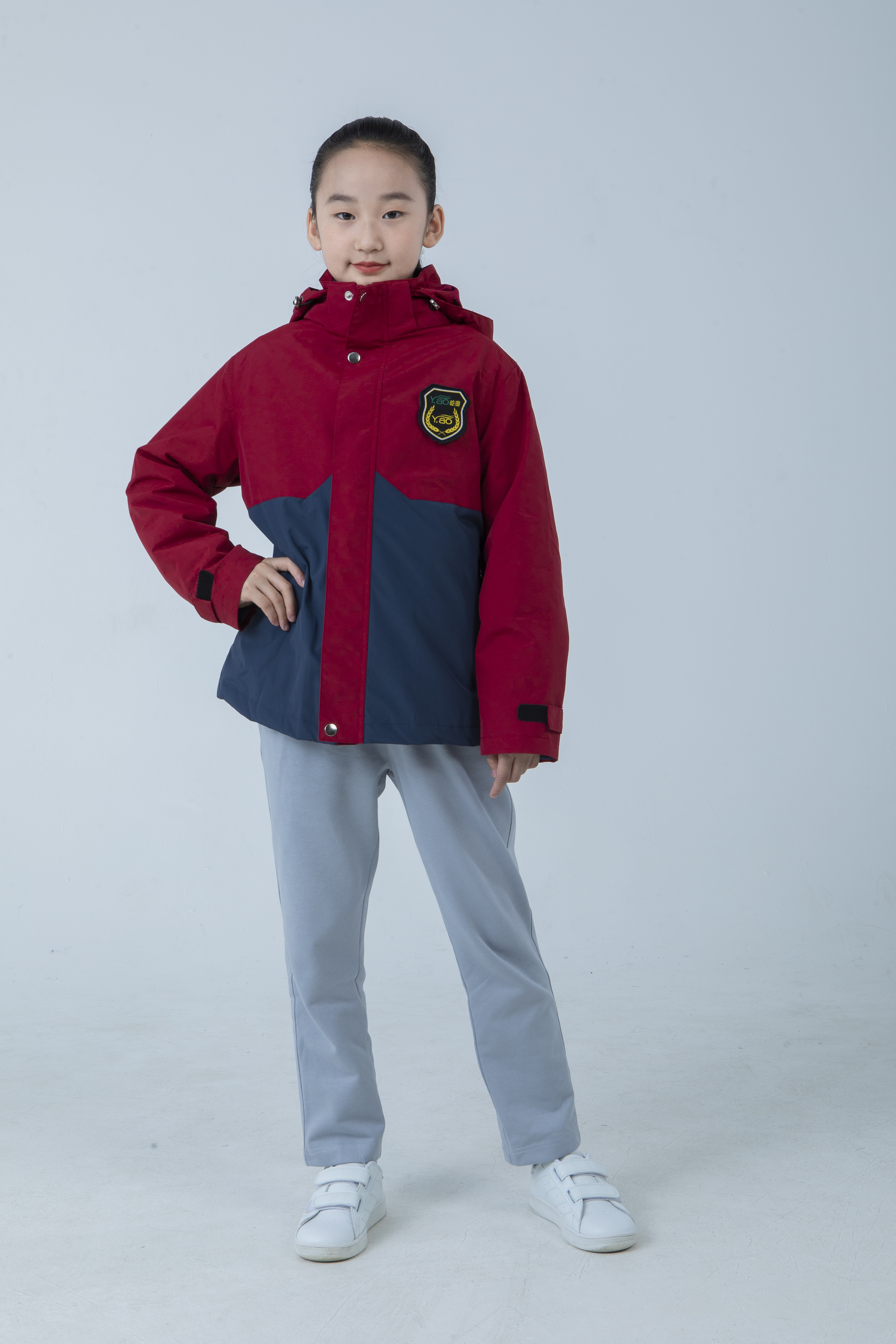 定制女孩子校服，應(yīng)該注意哪些點(diǎn)？